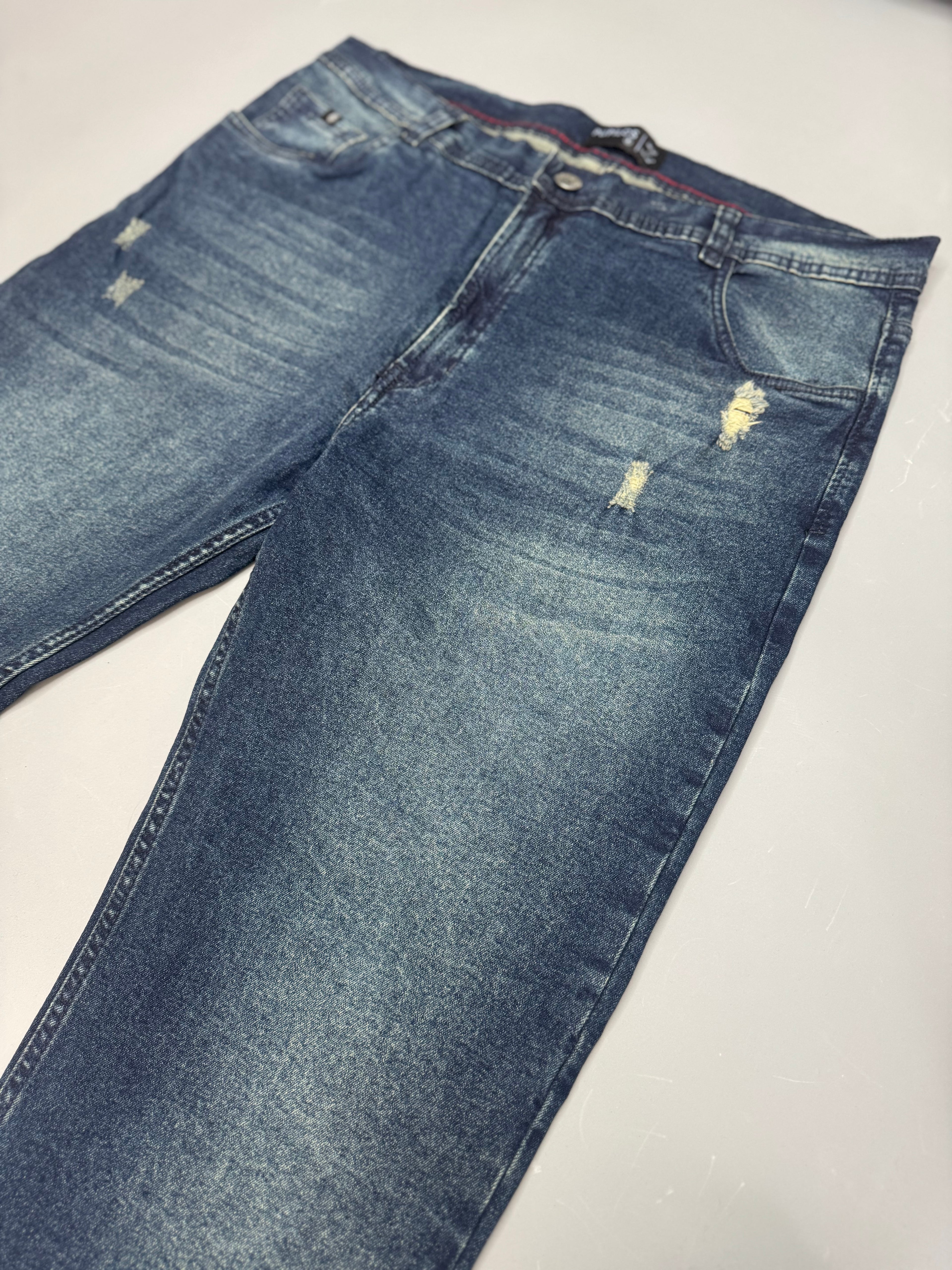 Jean Clásico Kaos Talla Grande
